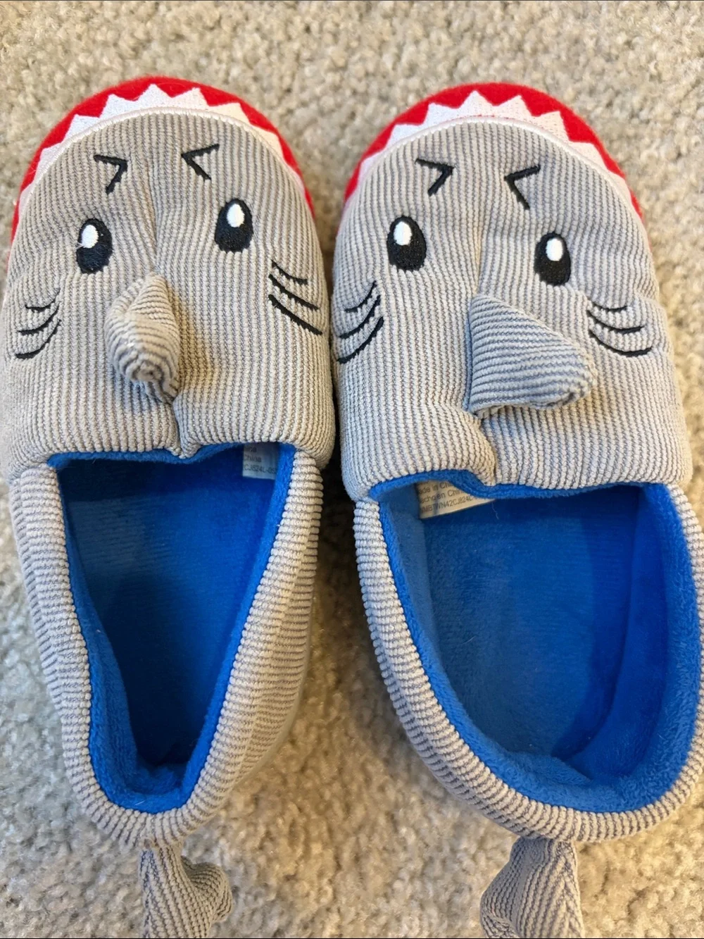 Kids Grey Shark Slip-On Shoes from Wonder Nation - Size 9/10